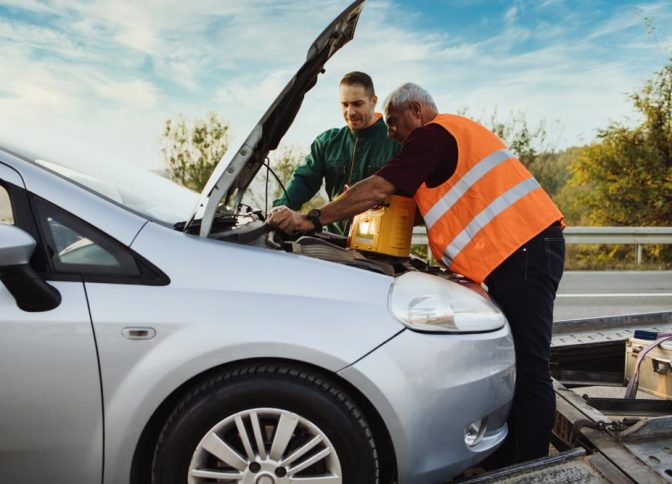 man-trying-to-fix-car-by-the-road-pspmwf48sarcwxvgxmsple5zerab0w82od0bf9tj3c